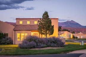 Rim Village Unit C4